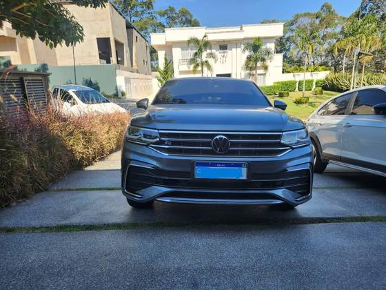 VOLKSWAGEN TIGUAN 2.0 300 TSI GASOLINA ALLSPACE R-LINE AUTOMÁTICO